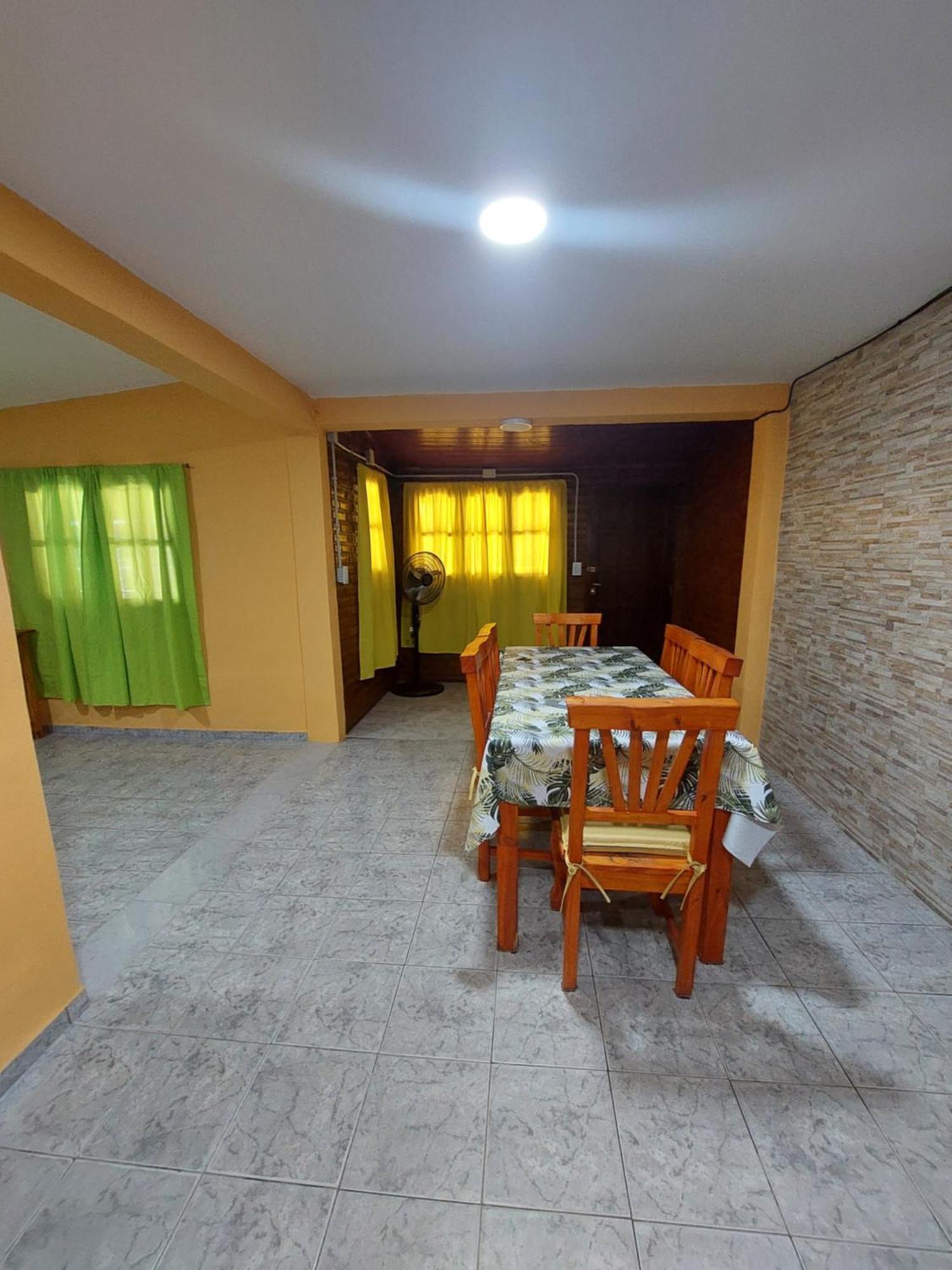 Departamentos la Familia NONO Apartment Ruang foto